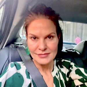 Meet your Posher, Alicia